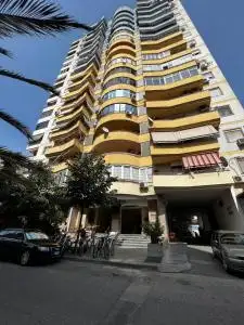 Square inn 11