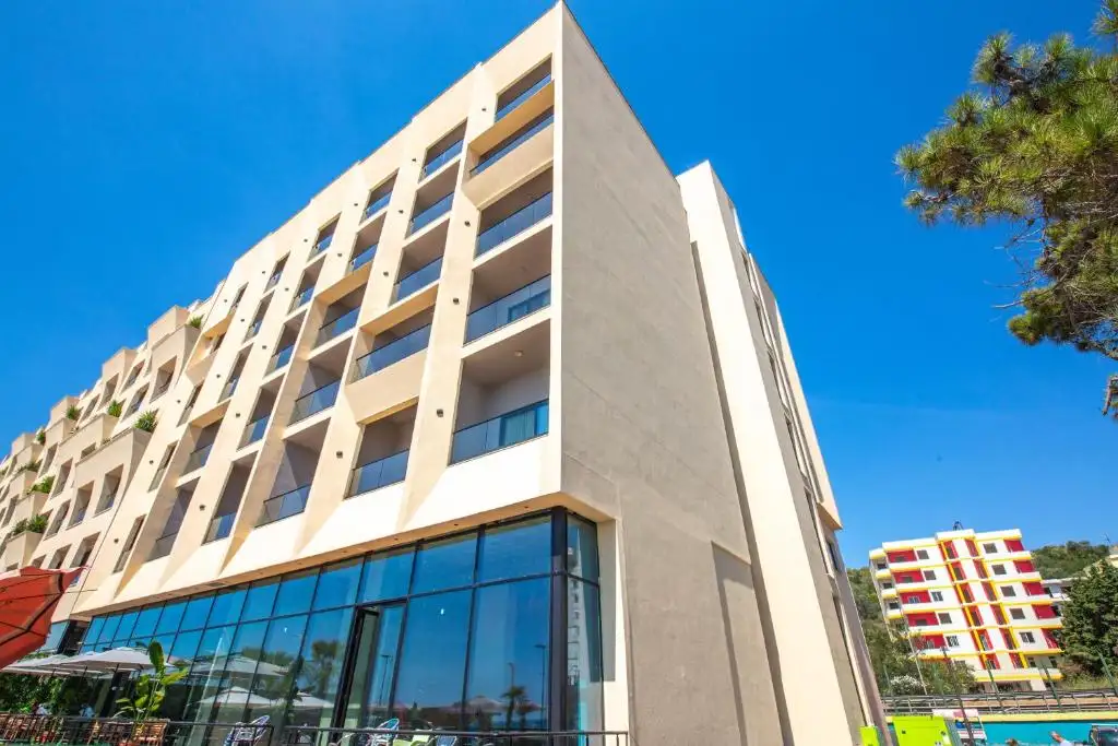 New Benilva Hotel